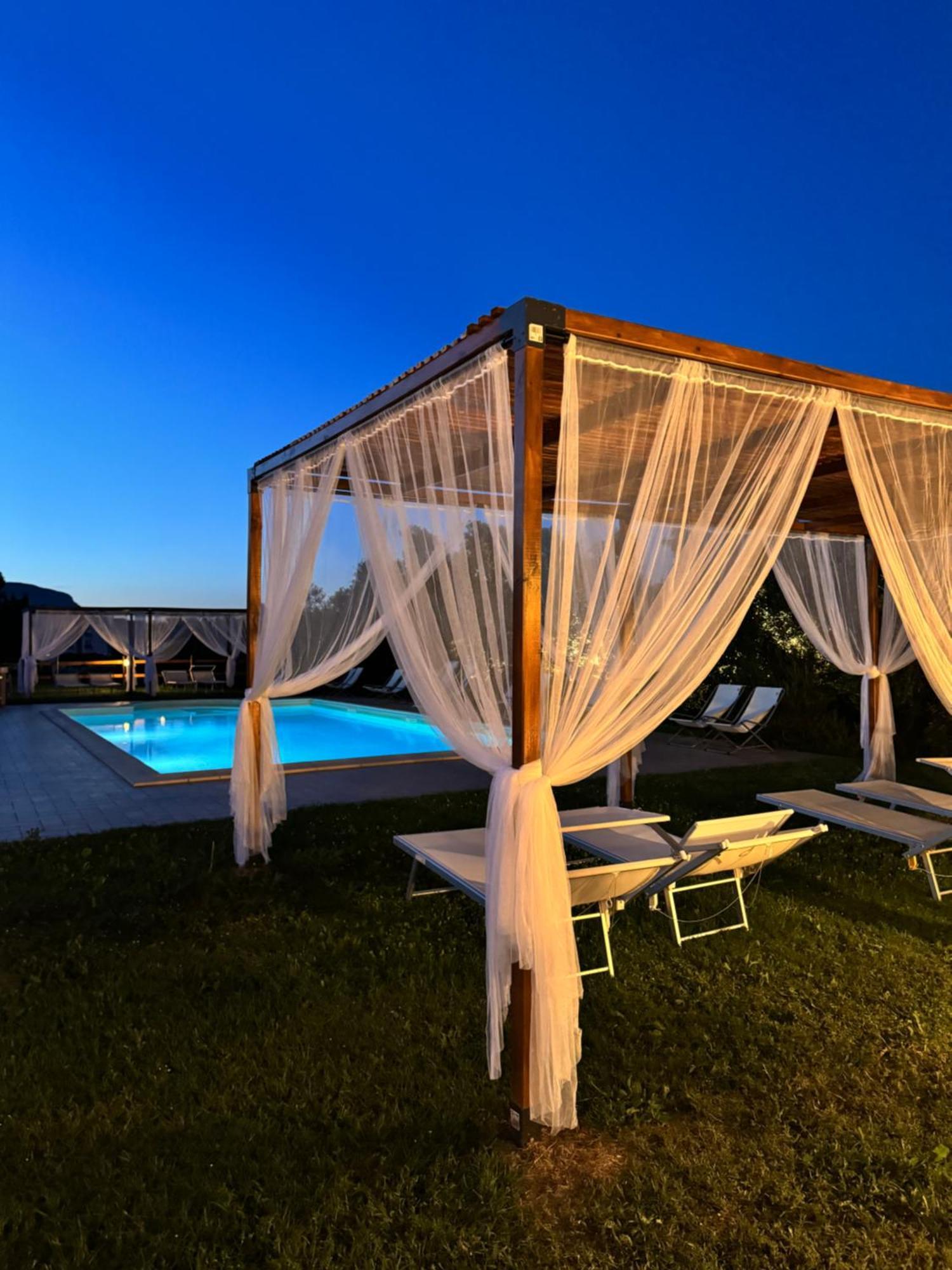 נומאנה Agriturismo Le Grange מראה חיצוני תמונה