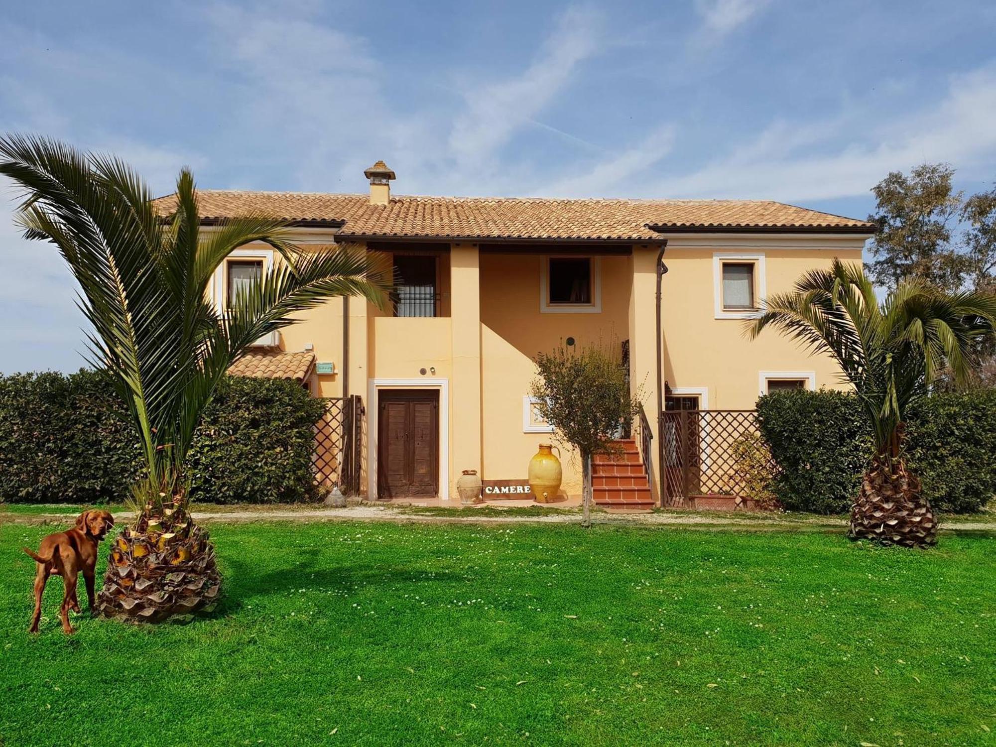 נומאנה Agriturismo Le Grange מראה חיצוני תמונה